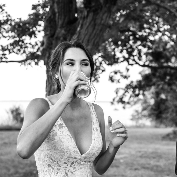 Meet your Posher, Britni - Picture 1 of 1